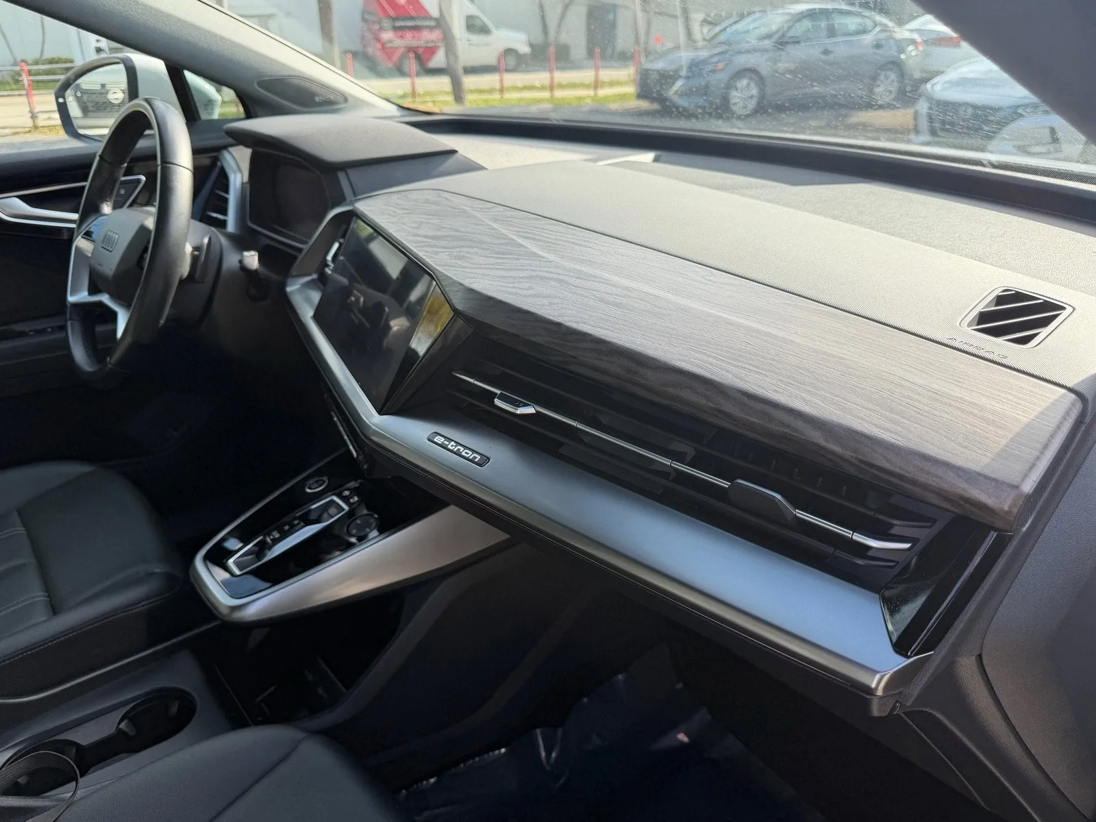 2023 Audi Q4 e-tron Premium Plus photo 18
