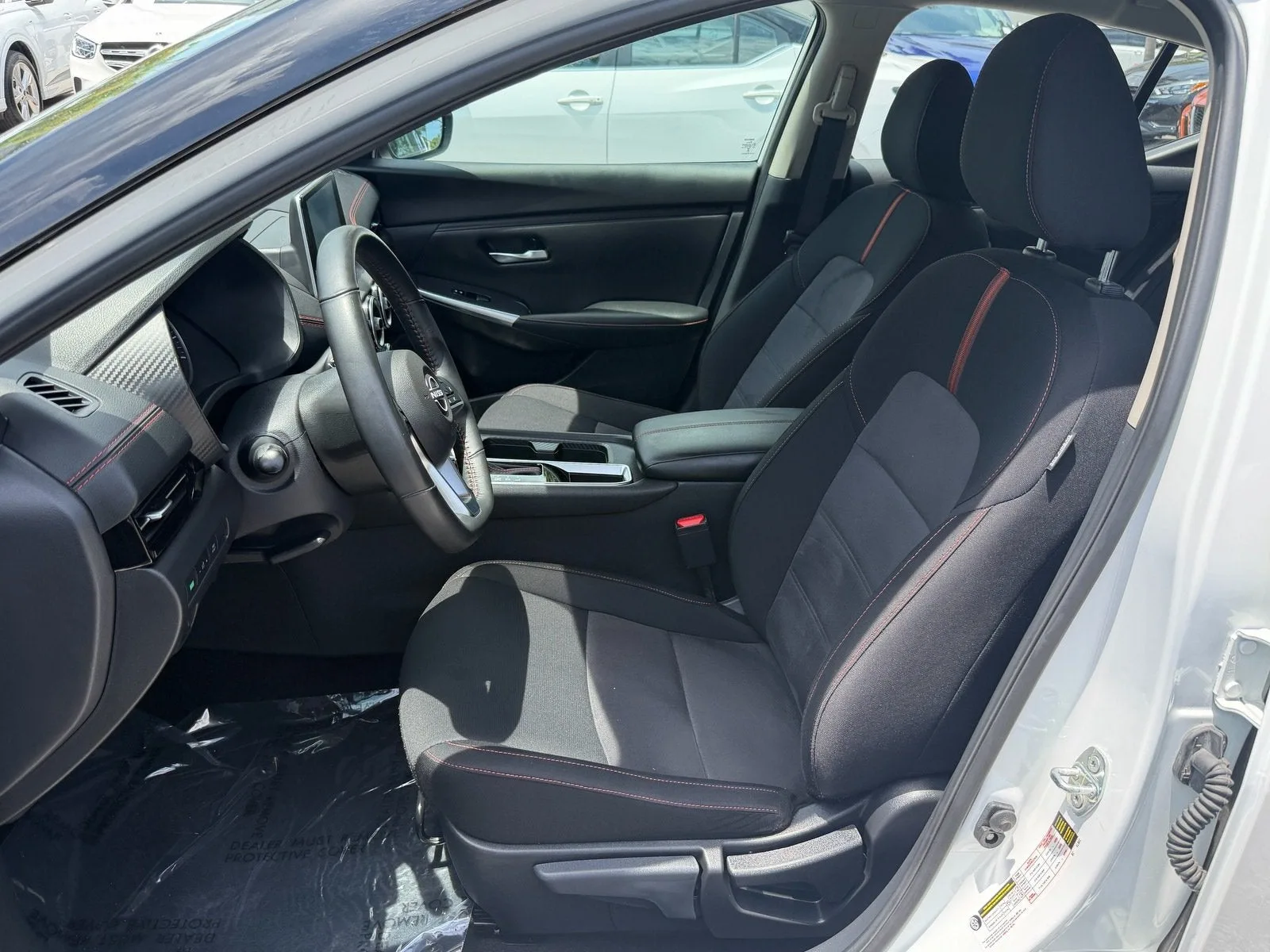 2024 Nissan Sentra SR photo 12