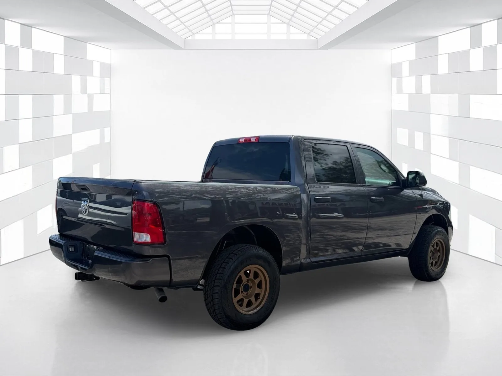 2017 RAM 1500 Express photo 7