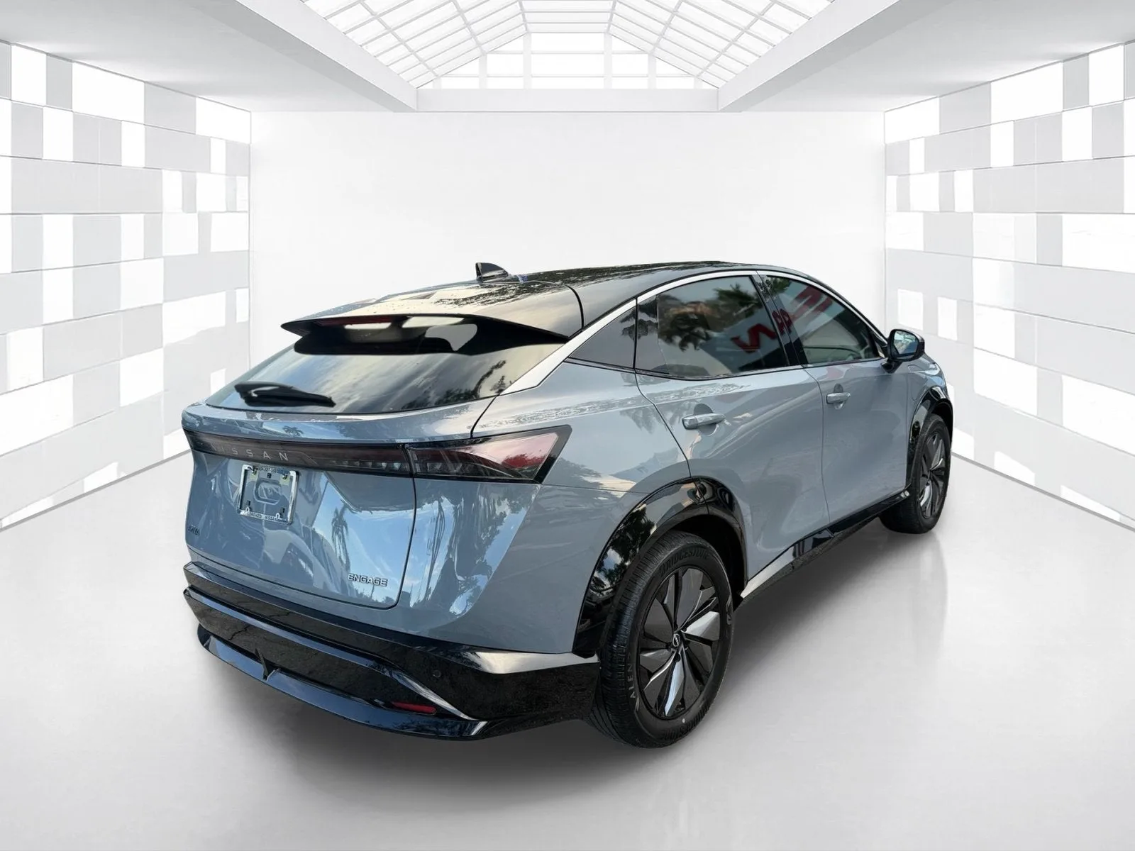 2024 Nissan ARIYA ENGAGE photo 7