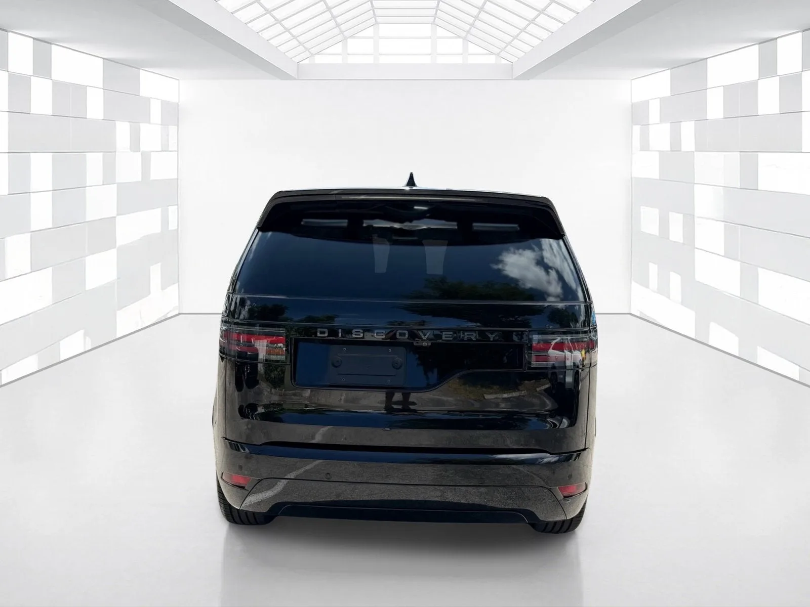 2024 Land Rover Discovery Dynamic SE photo 6
