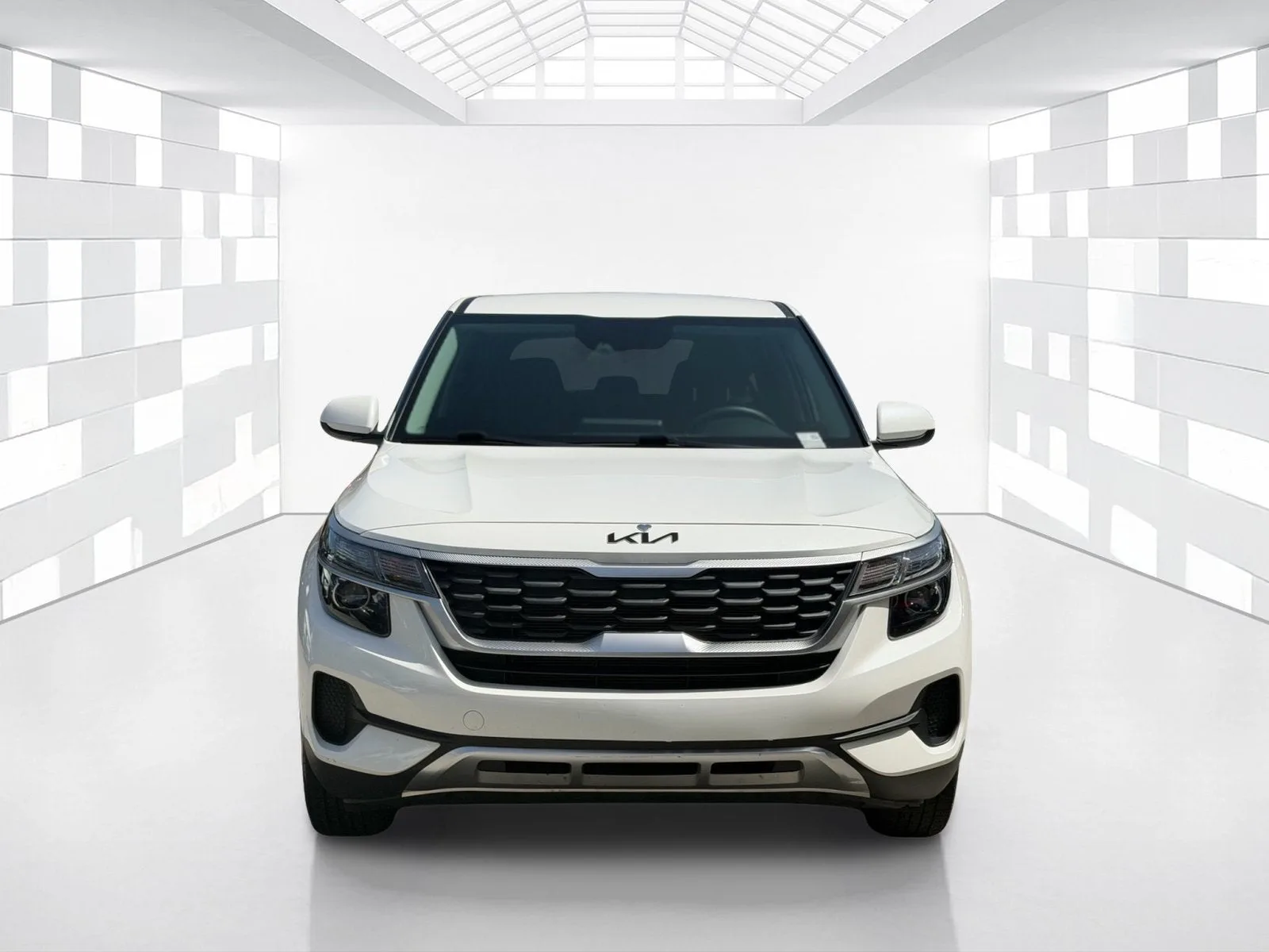 2022 Kia Seltos LX photo 2