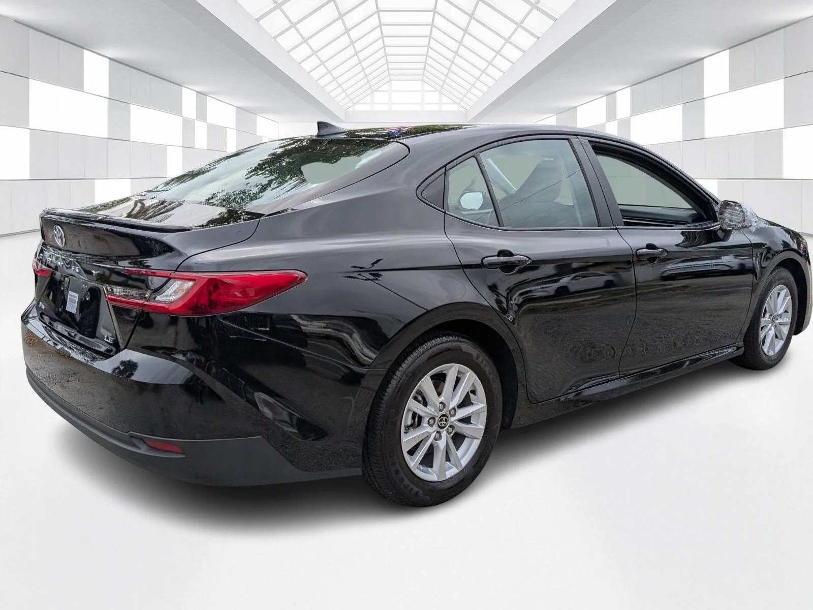 2025 Toyota Camry LE photo 6