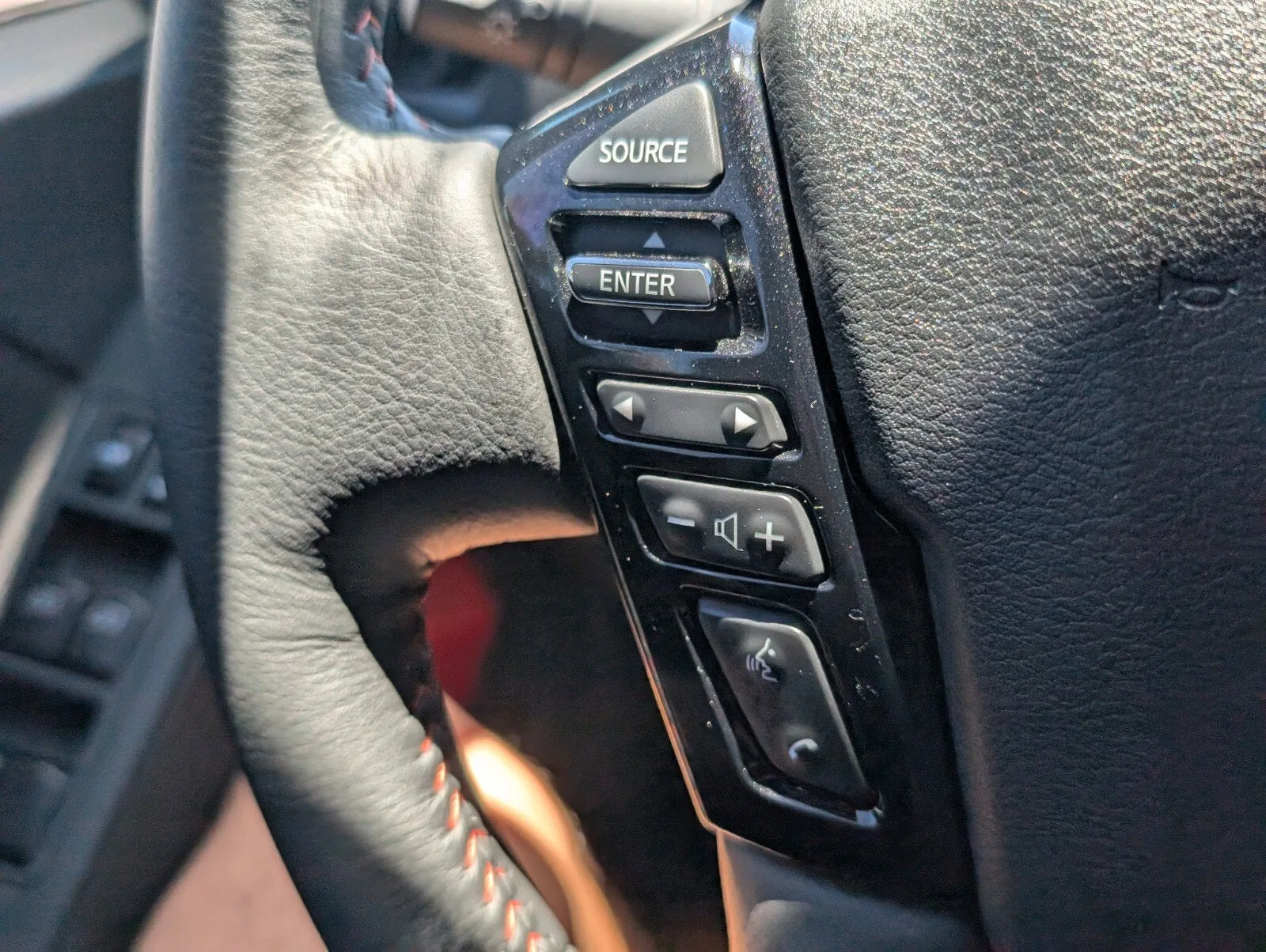 2026 Nissan Frontier PRO-X photo 28