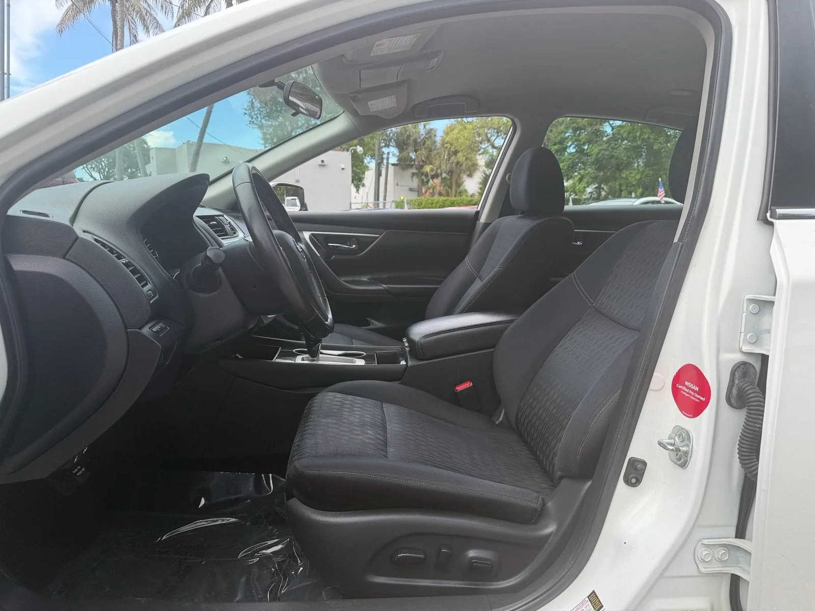 2018 Nissan Altima 2.5 SV photo 9