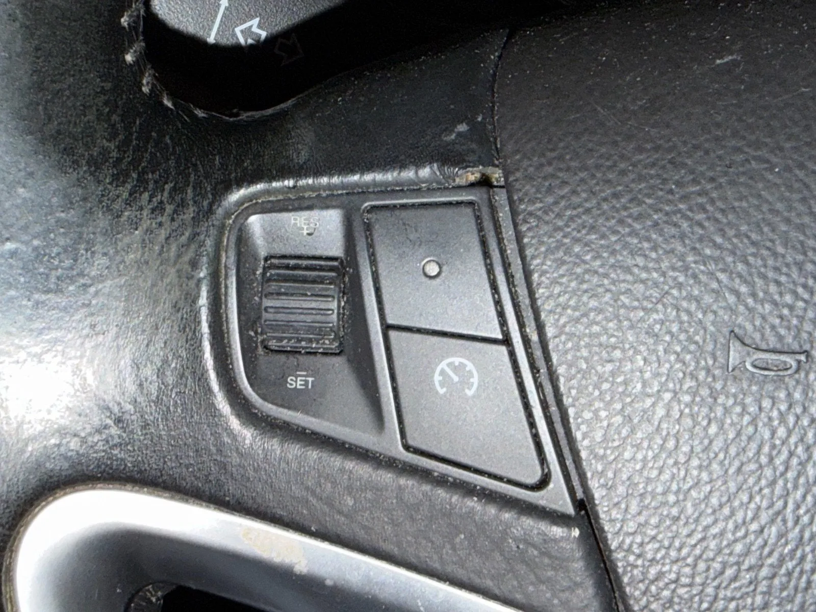 2015 Chevrolet Captiva Sport Fleet LS photo 25