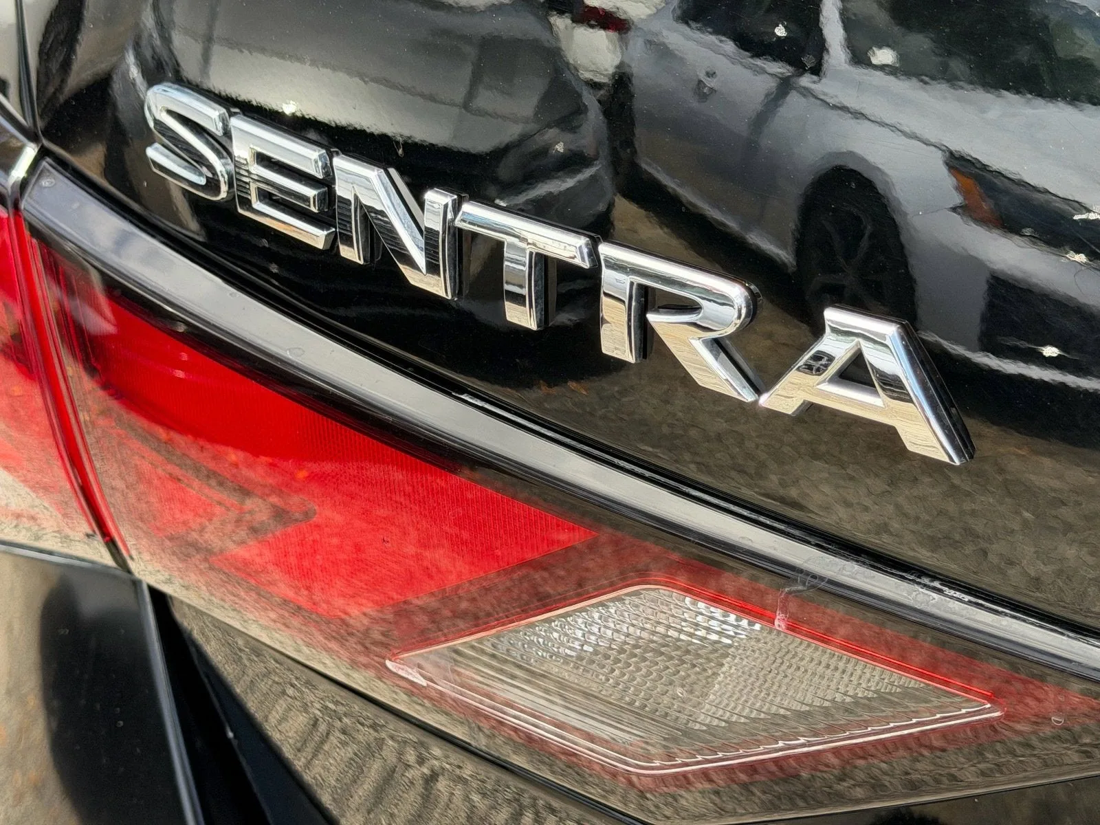 2024 Nissan Sentra SV photo 18