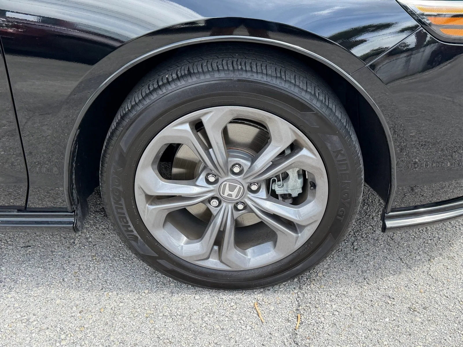 2023 Honda Accord Hybrid EX-L photo 9