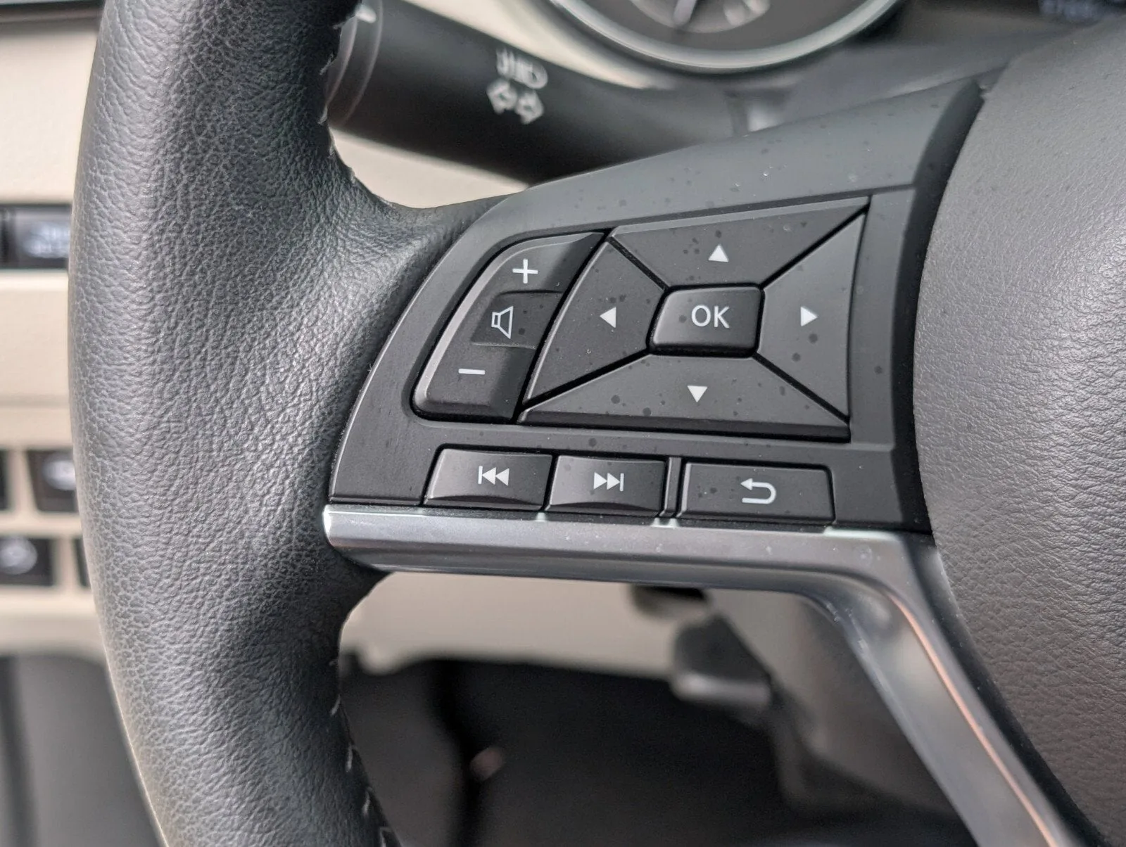 2022 Nissan Rogue Sport SL photo 33