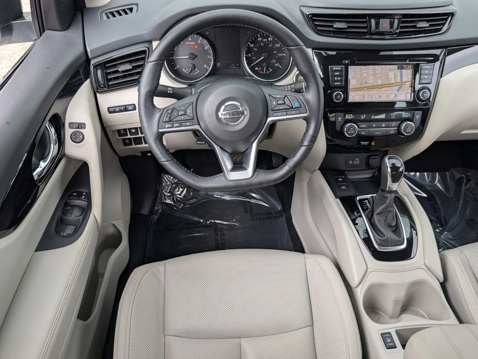 2022 Nissan Rogue Sport SL photo 13