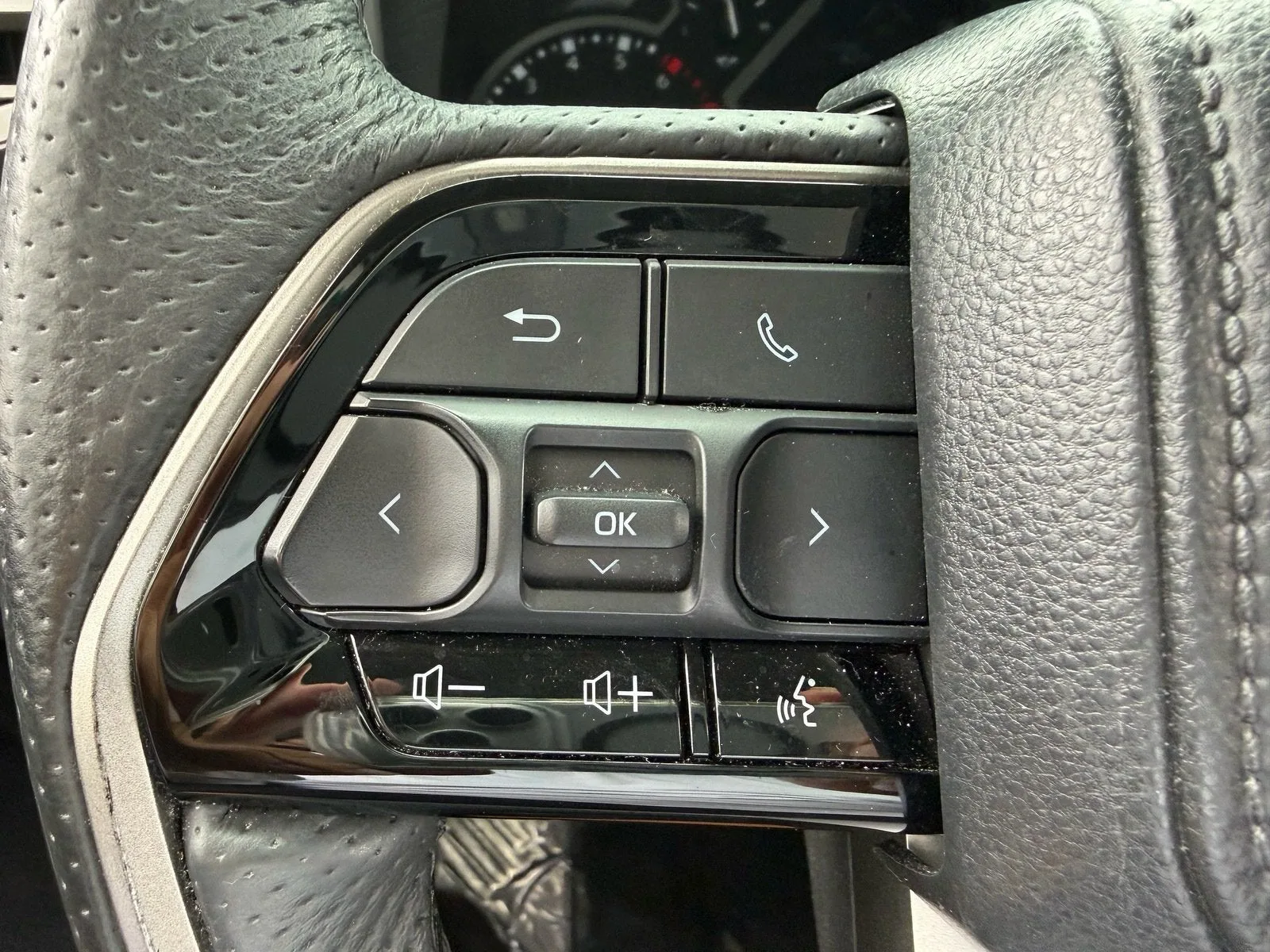 2023 Toyota Tundra 4WD SR5 photo 28