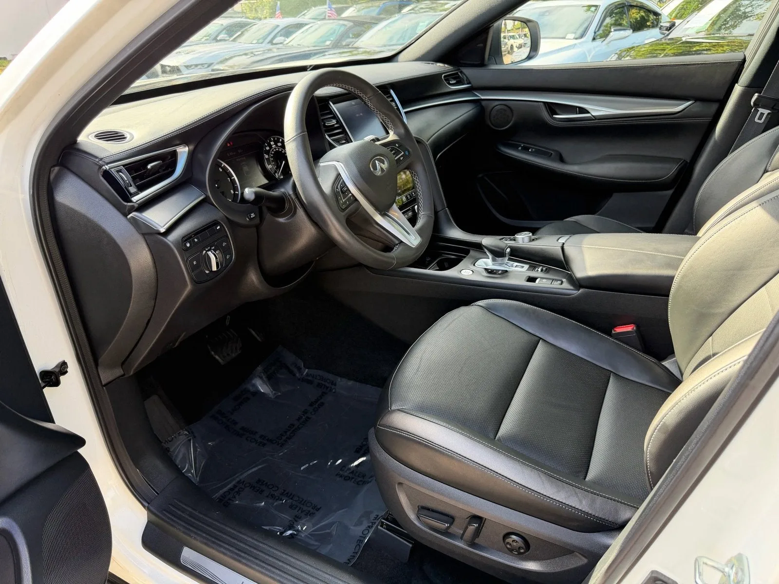 2023 INFINITI QX55 LUXE photo 11