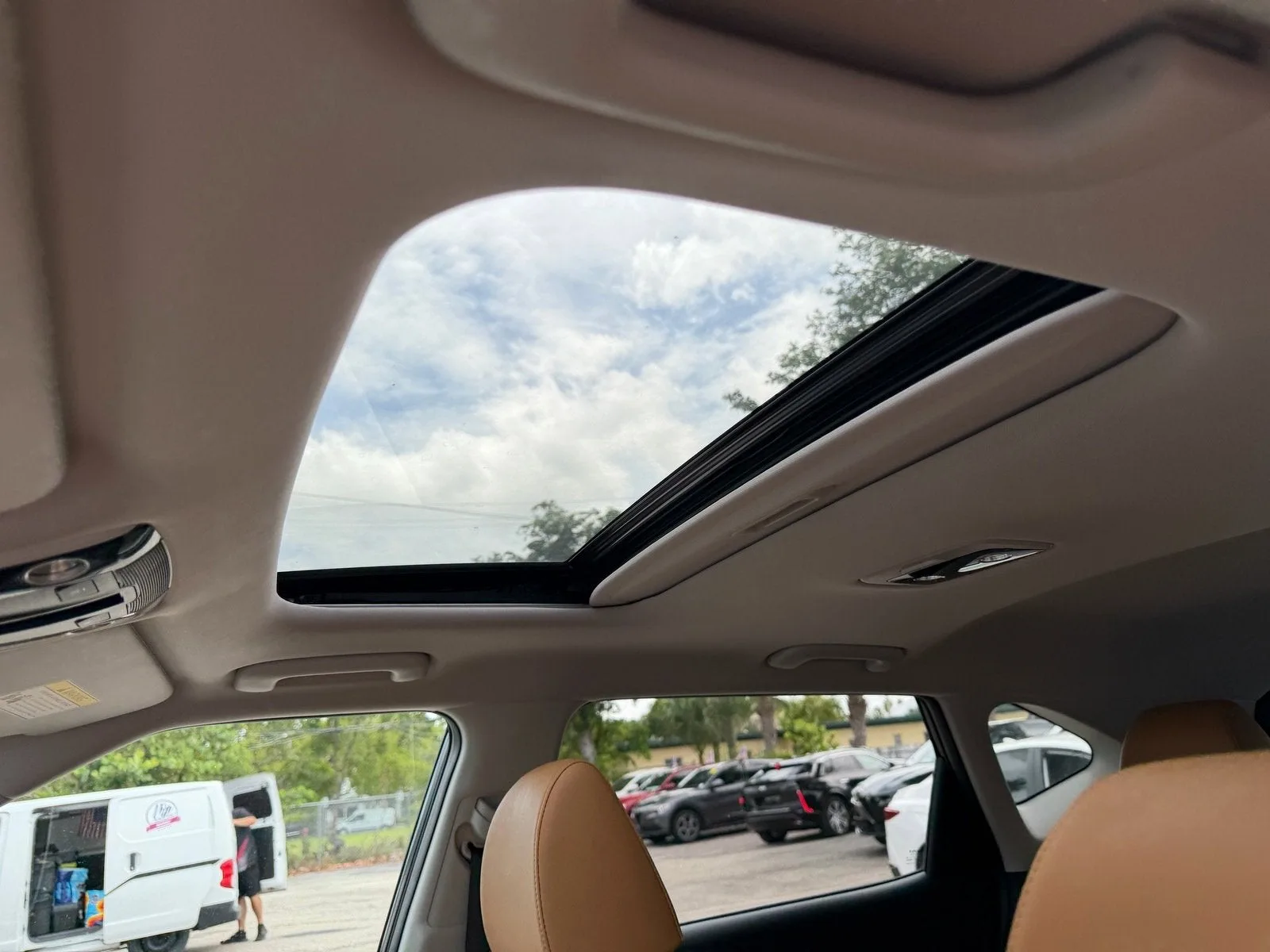 2024 Kia Seltos EX photo 21