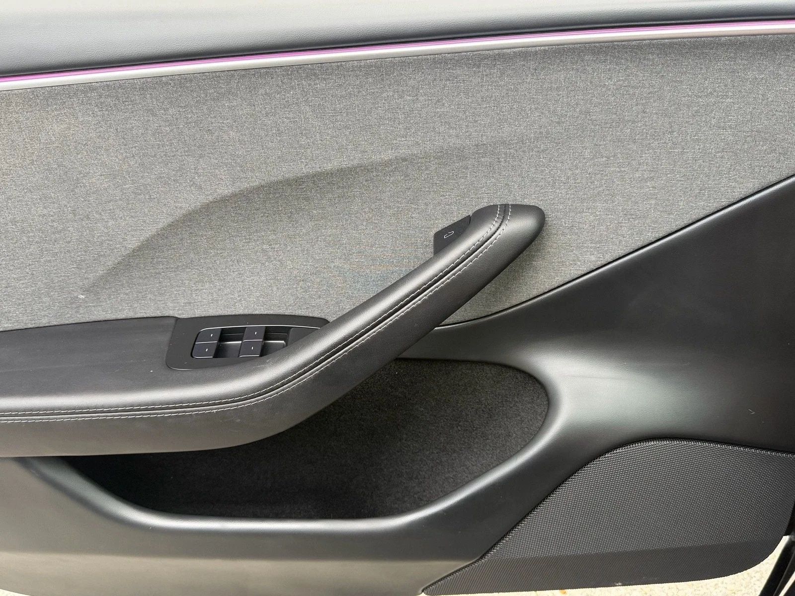 2025 Tesla Model 3 Long Range photo 28