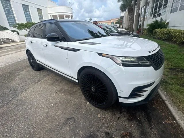 2019 Land Rover Range Rover Velar R-Dynamic SE photo 14