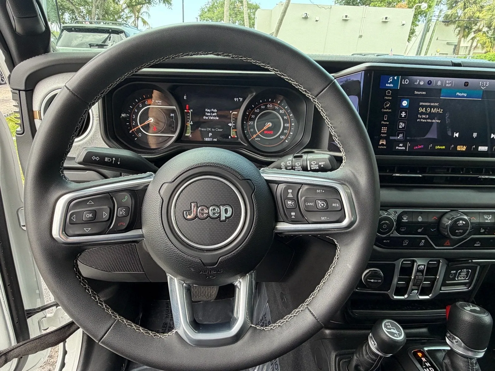 2025 Jeep Wrangler Sahara photo 20
