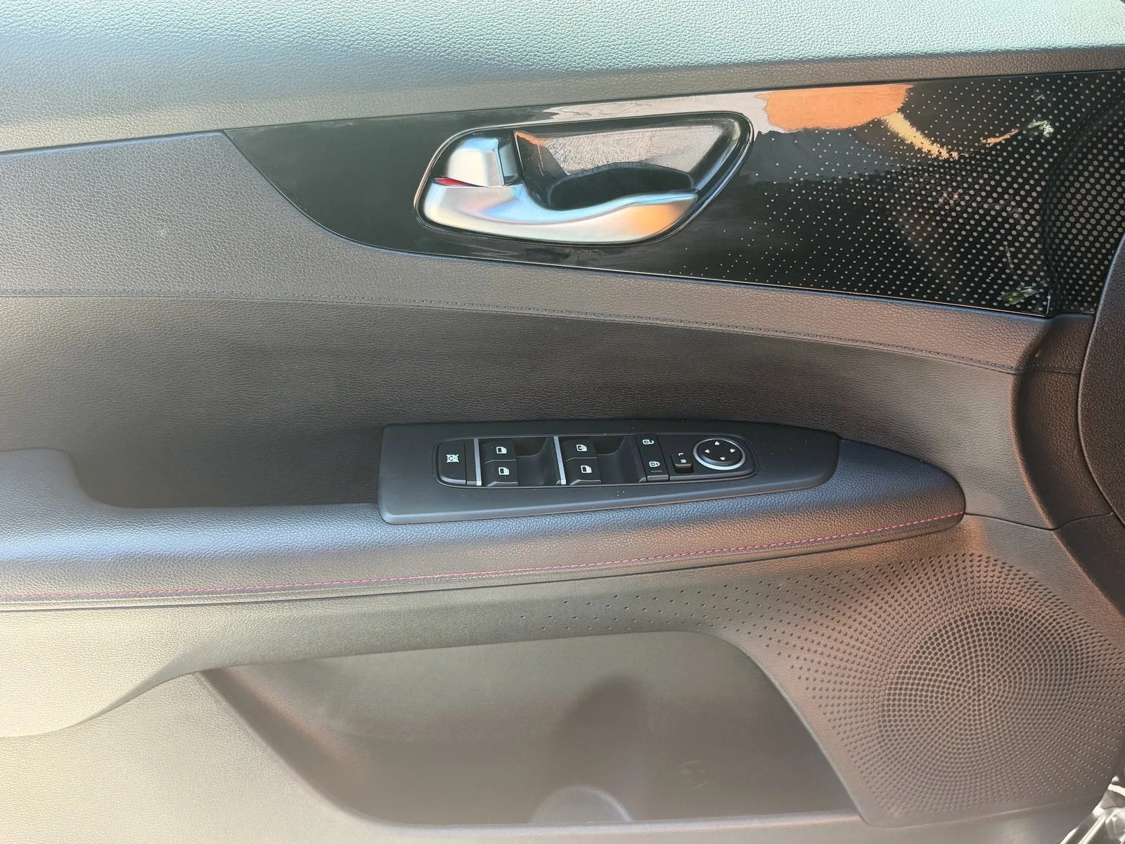 2022 Kia Forte GT photo 31