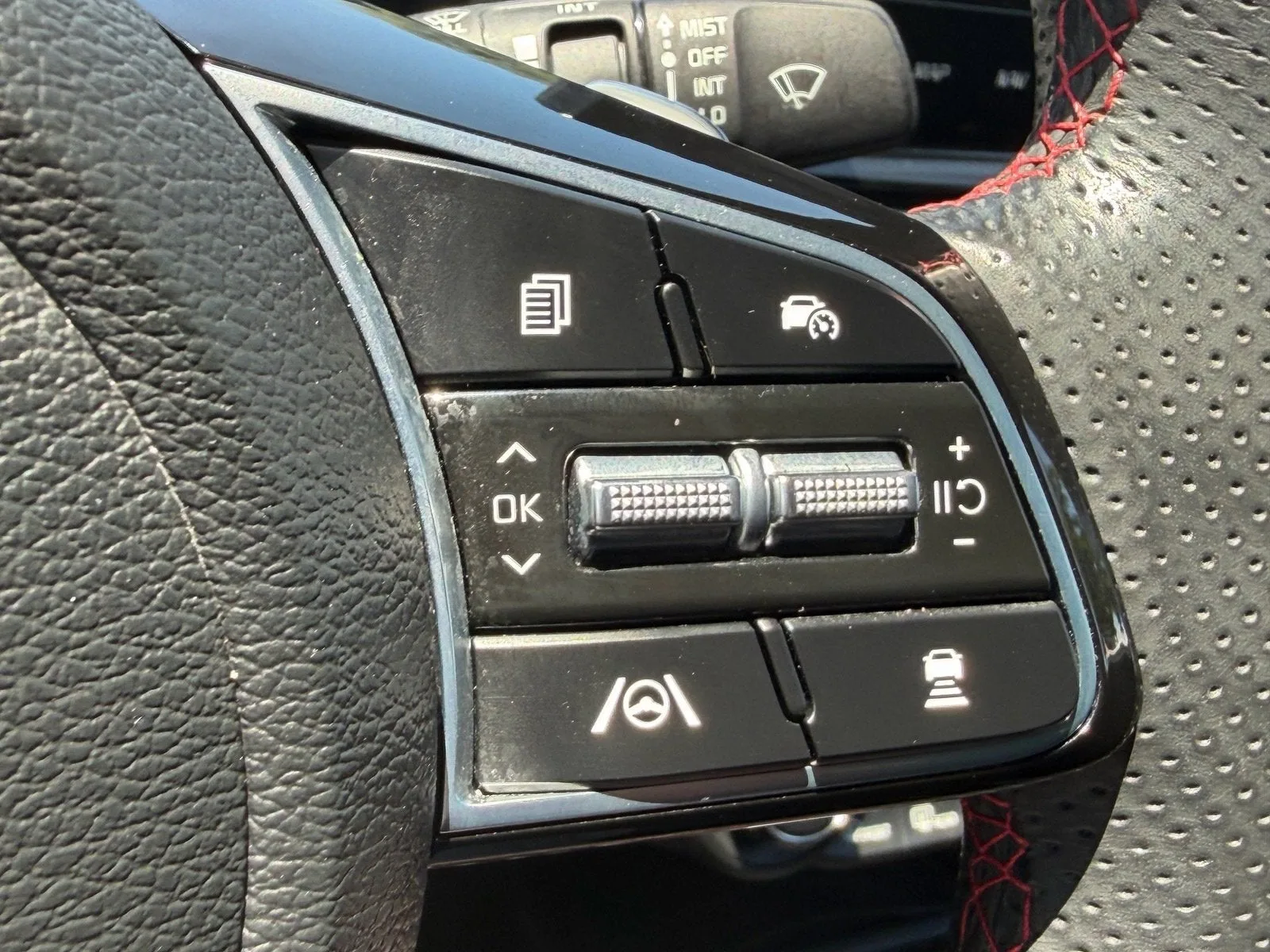 2022 Kia Forte GT photo 26