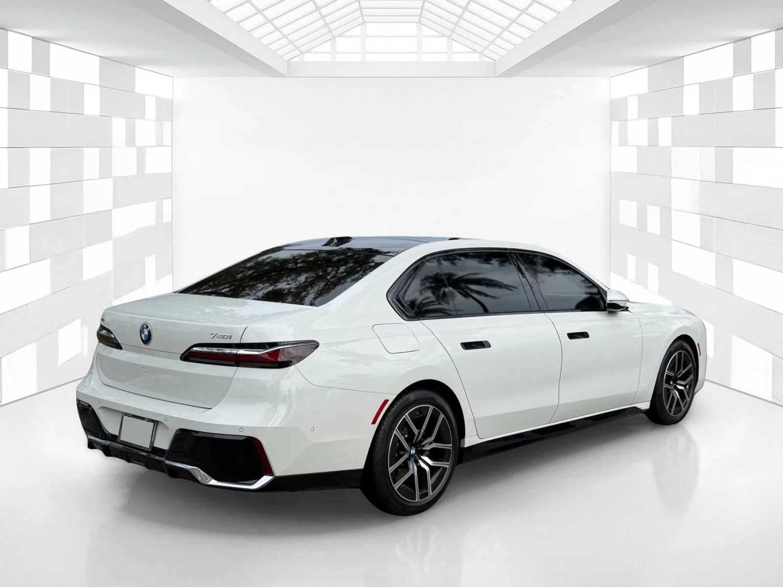 2025 BMW 7 Series 740i xDrive photo 7