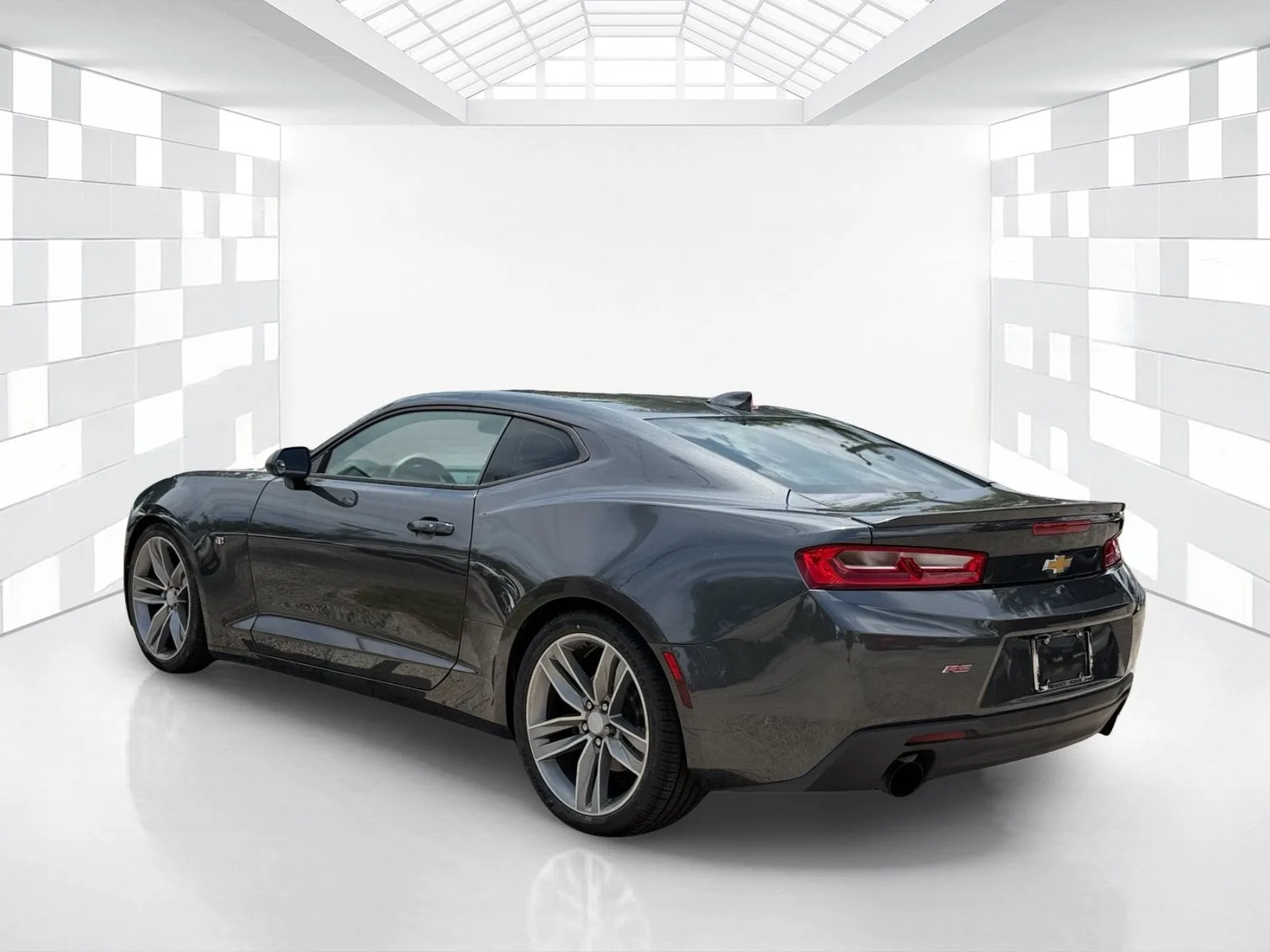 2018 Chevrolet Camaro 1LT photo 5