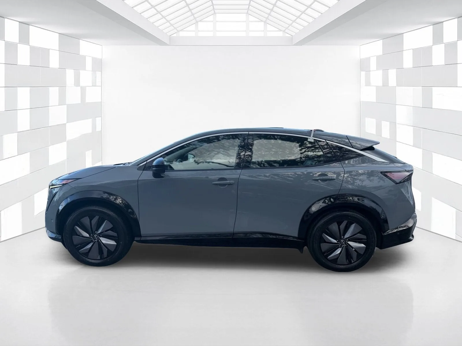 2024 Nissan ARIYA EMPOWER+ photo 4