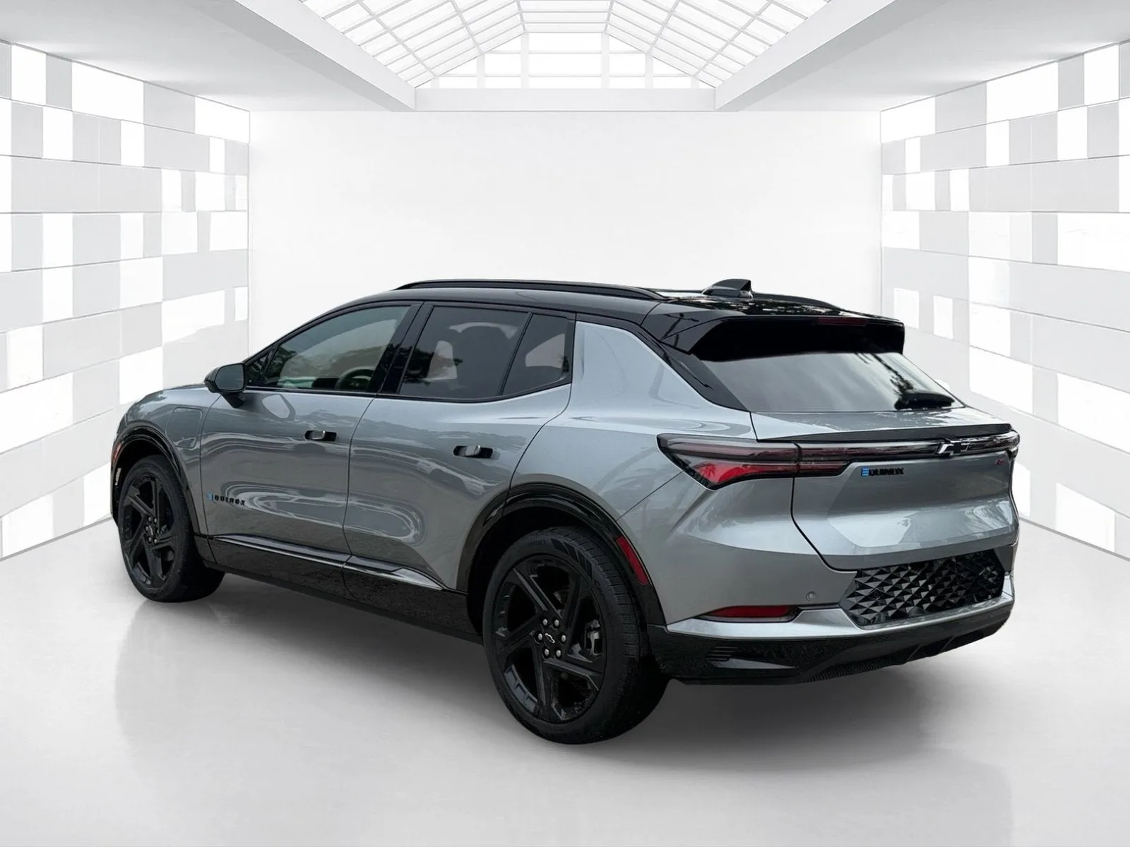 2024 Chevrolet Equinox EV RS photo 5
