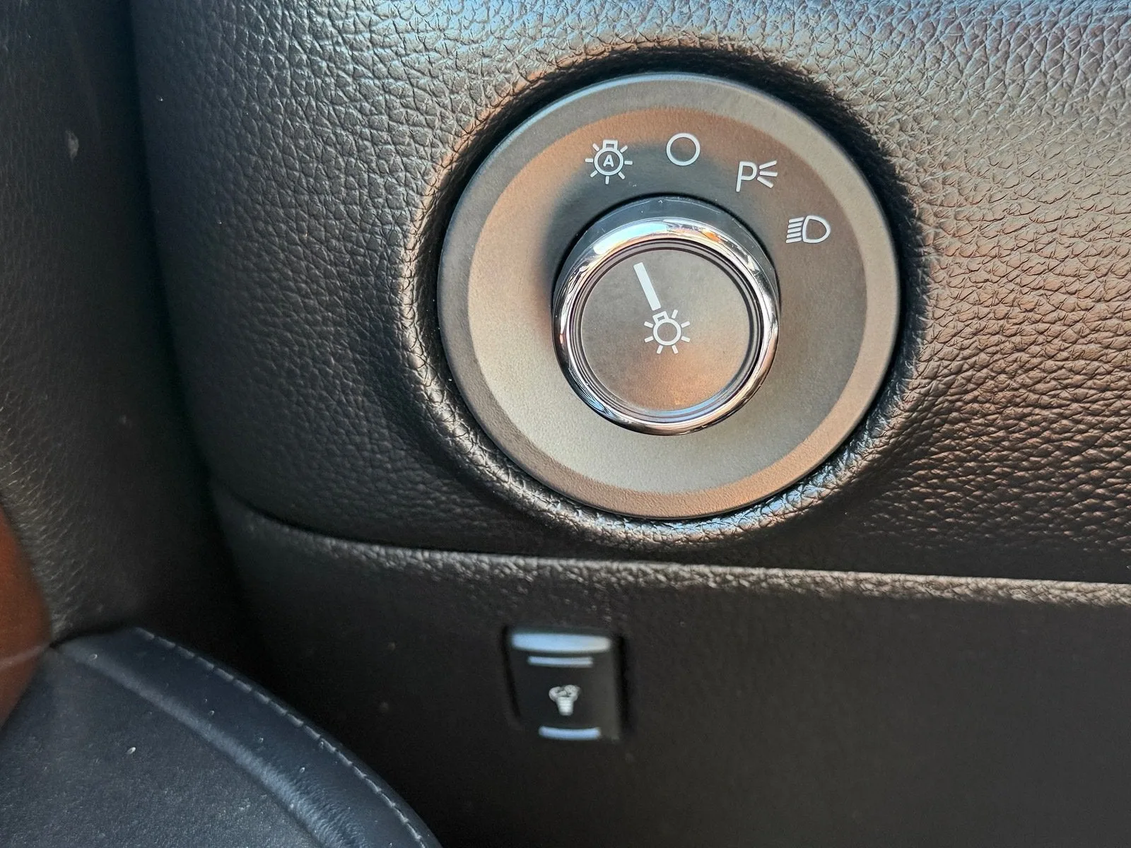 2017 Lincoln Navigator L Select photo 36