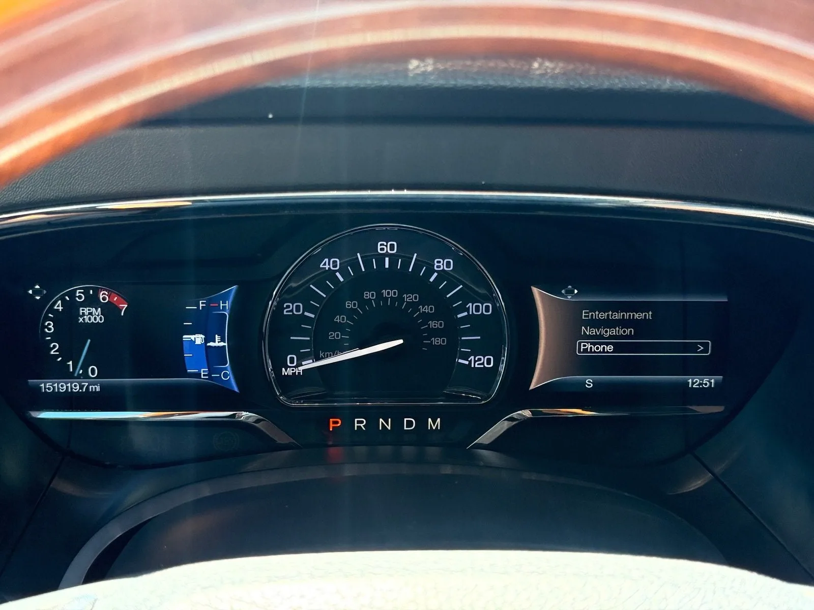 2017 Lincoln Navigator L Select photo 26
