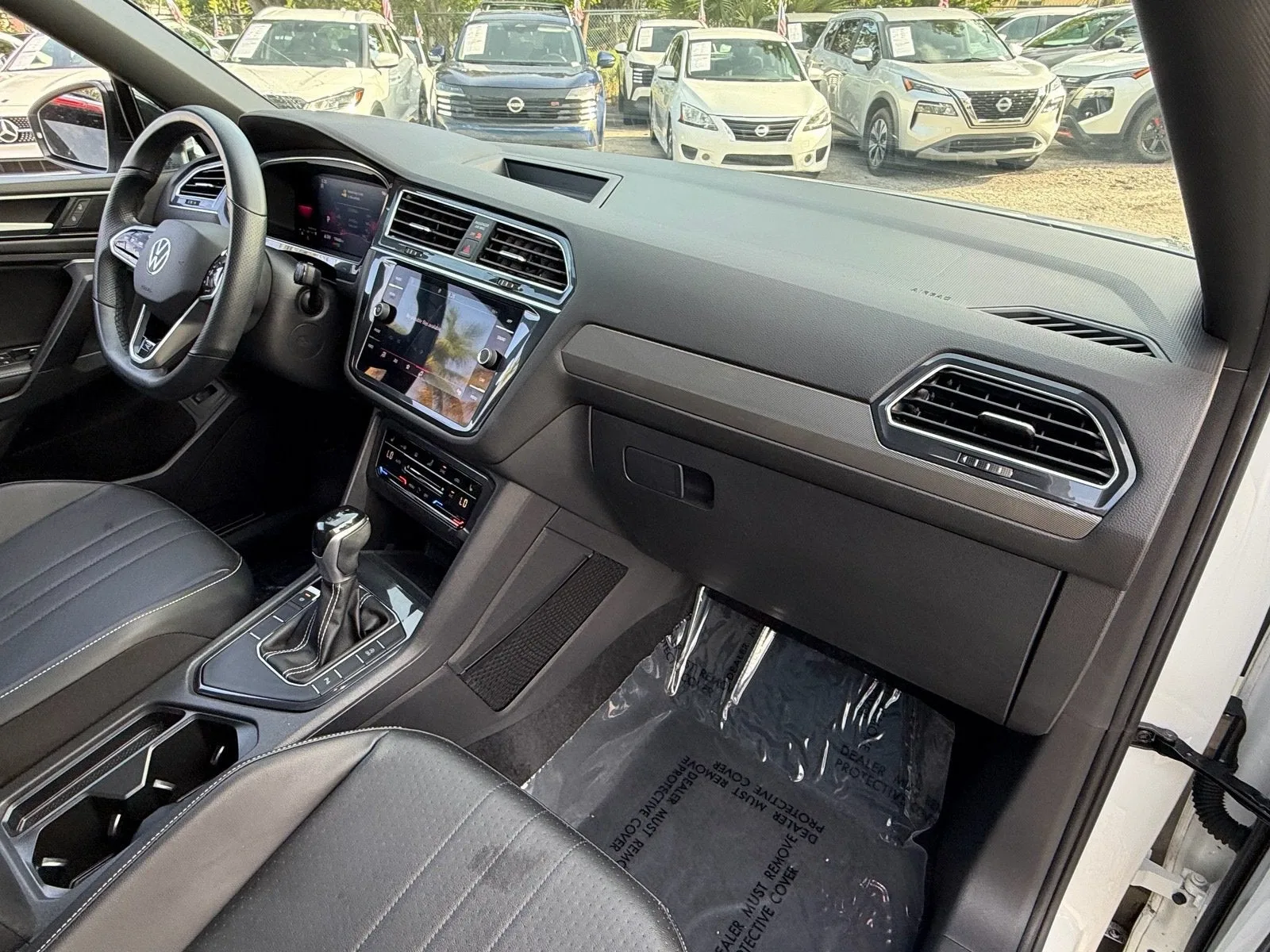 2022 Volkswagen Tiguan SE R-Line Black photo 19