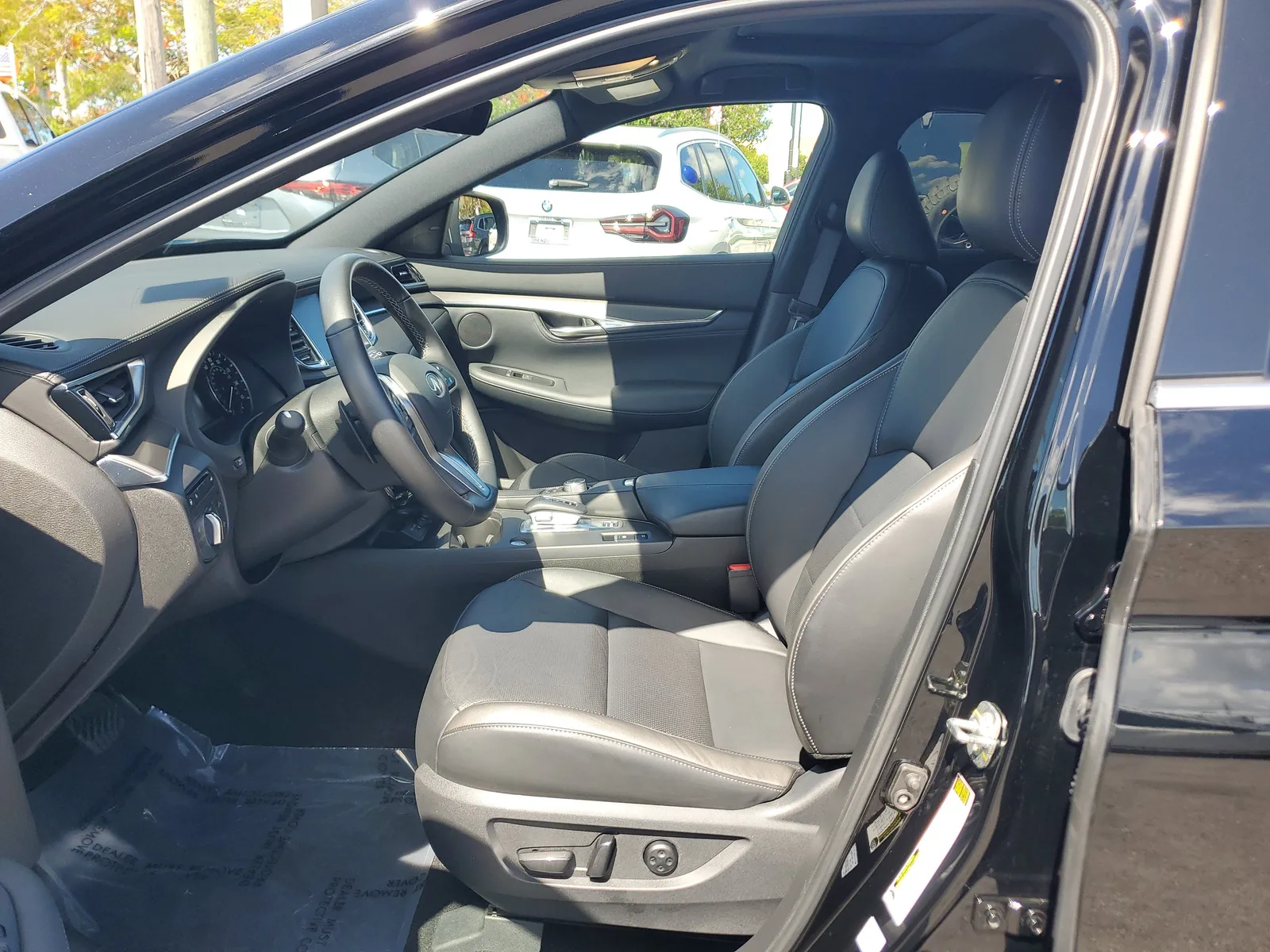 2025 INFINITI QX55 LUXE photo 12