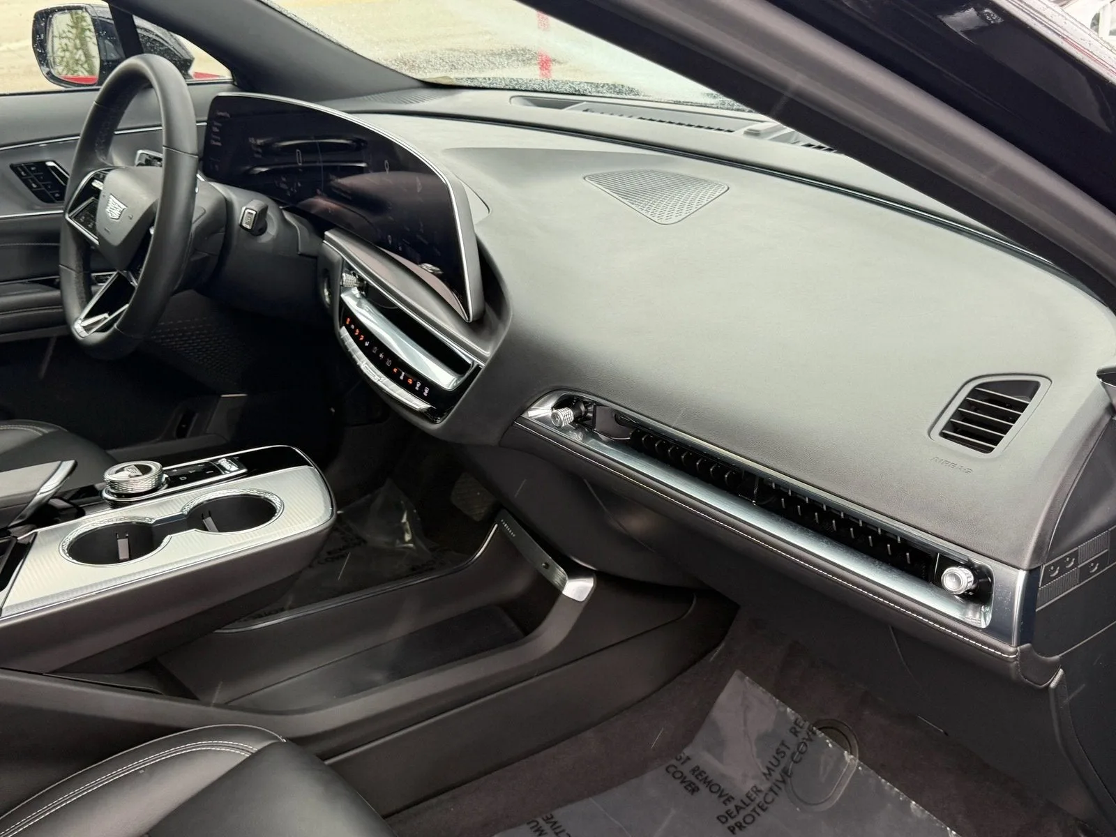 2024 Cadillac LYRIQ Tech photo 16