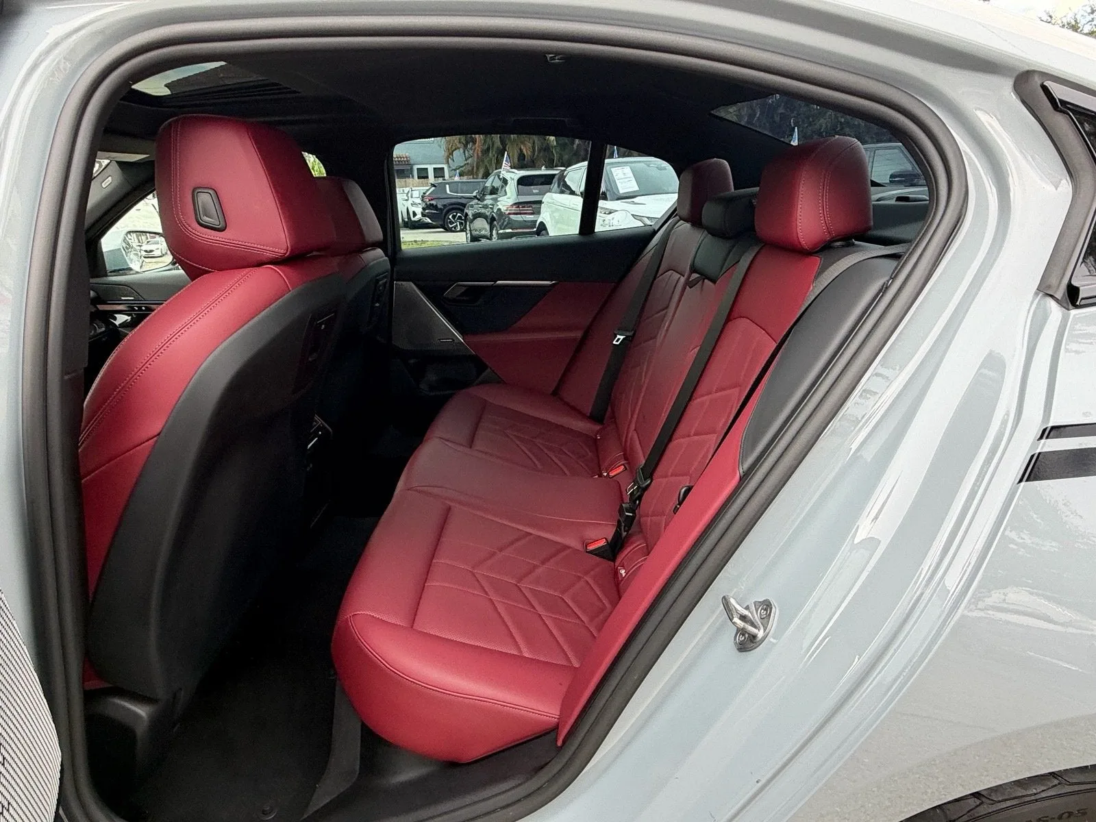 2024 BMW i5 eDrive40 photo 11