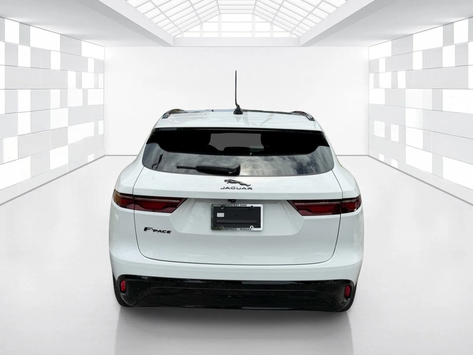 2022 Jaguar F-PACE S photo 6