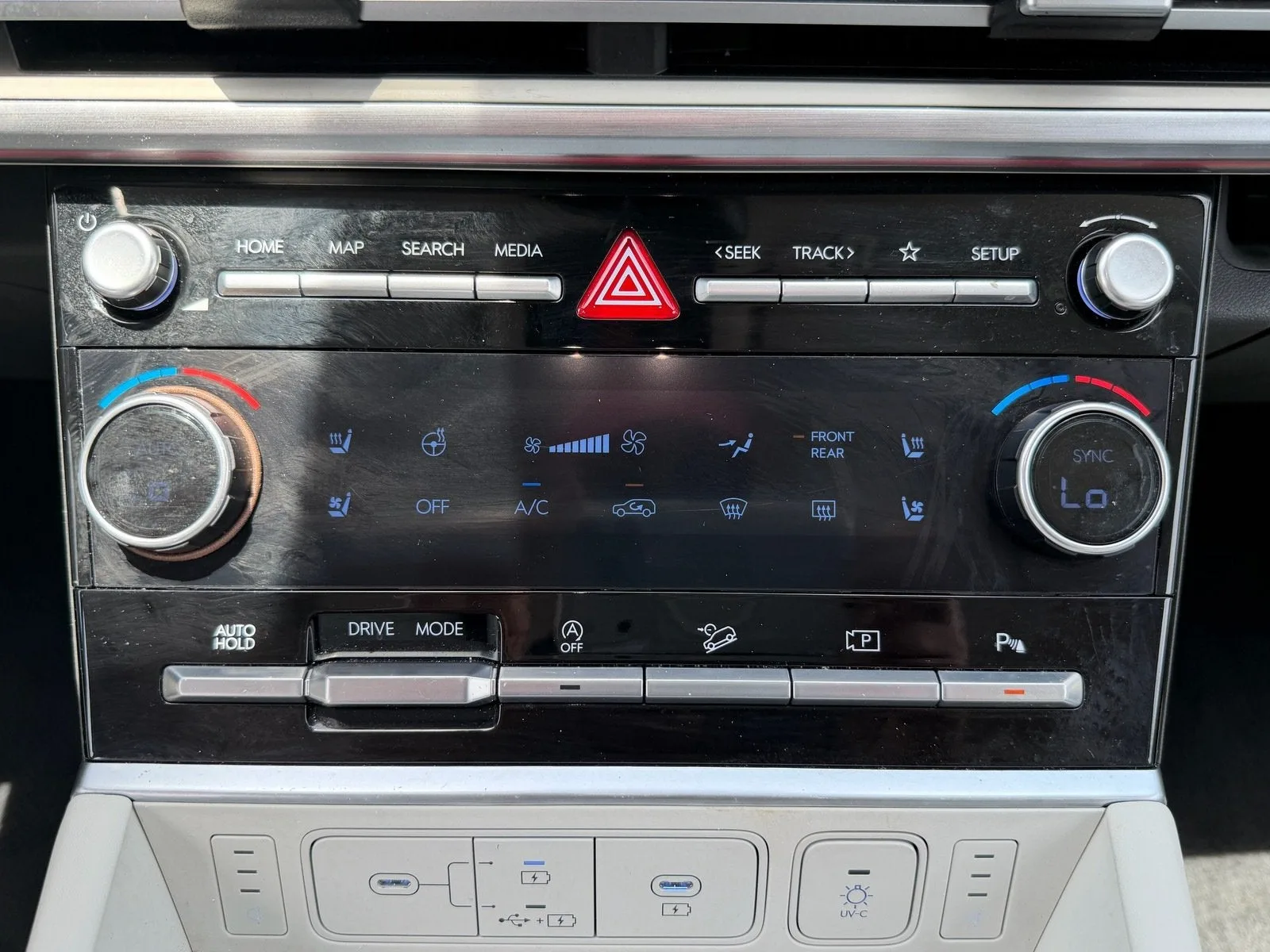 2025 Hyundai Santa Fe Calligraphy photo 20