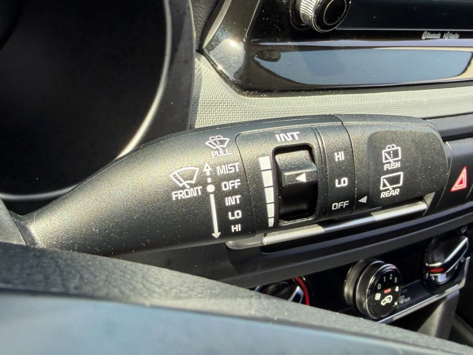 2022 Kia Seltos LX photo 27