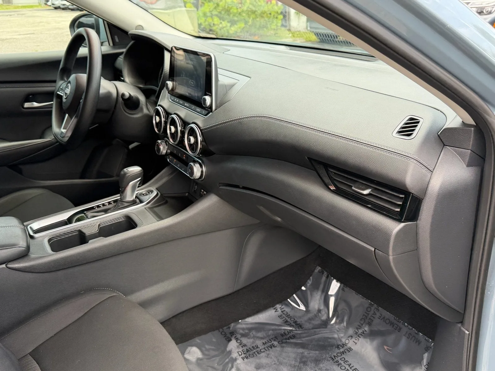 2024 Nissan Sentra SV photo 18