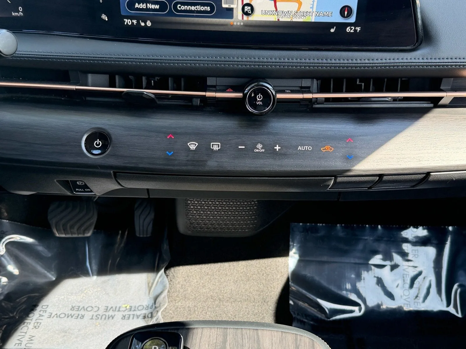 2024 Nissan ARIYA ENGAGE photo 16