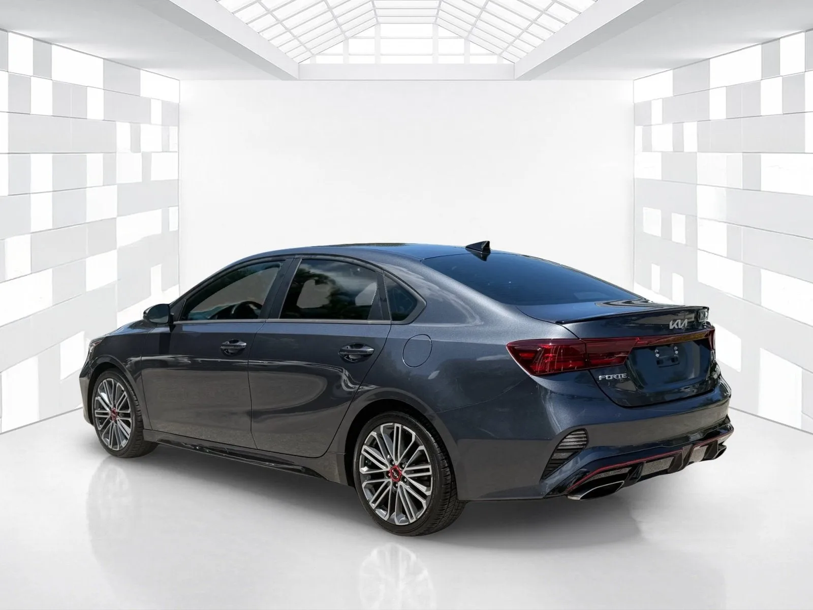 2022 Kia Forte GT photo 5