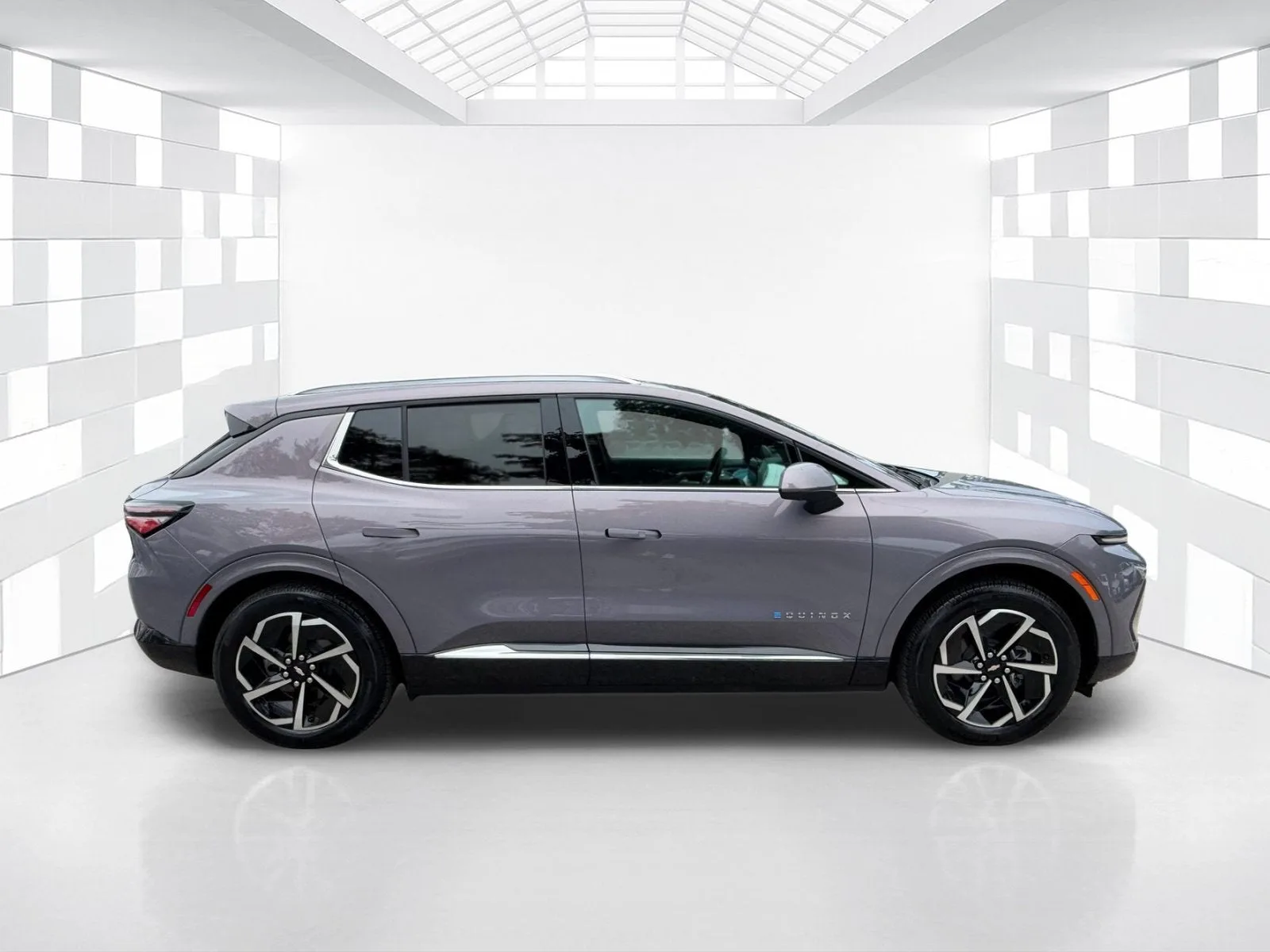 2025 Chevrolet Equinox EV LT photo 8