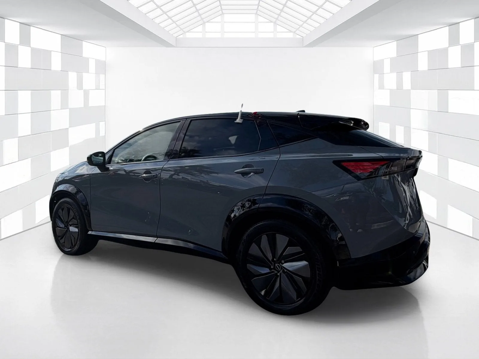2023 Nissan ARIYA EVOLVE+ photo 5