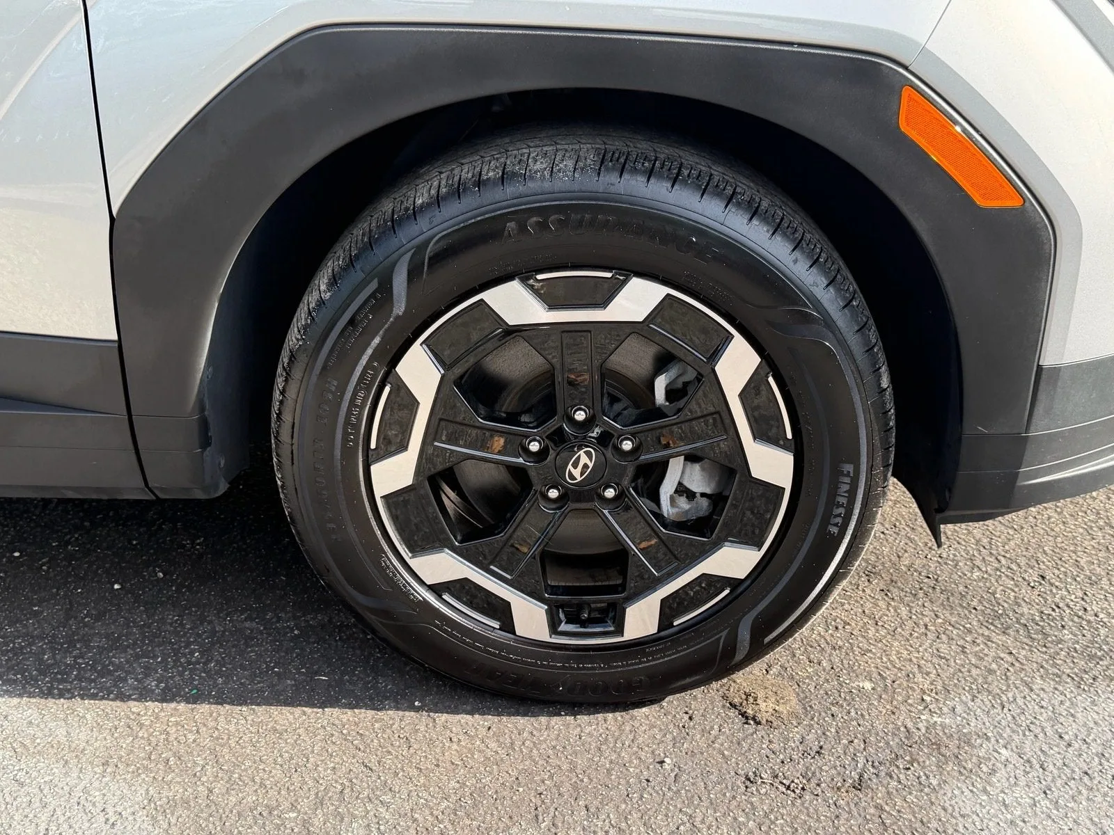 2025 Hyundai Santa Fe SEL photo 27
