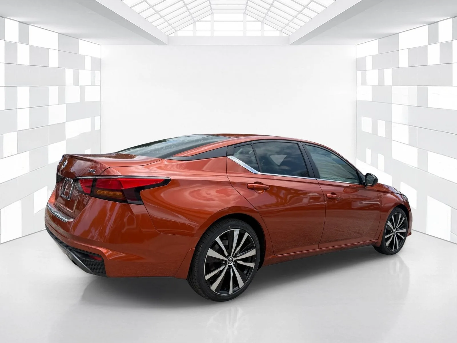 2022 Nissan Altima SR photo 7