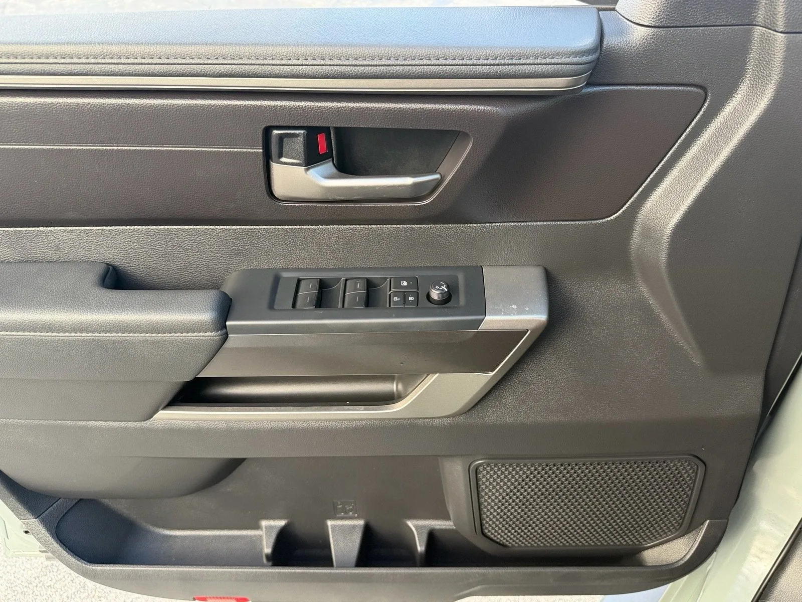 2026 Toyota Tundra 2WD SR5 photo 34