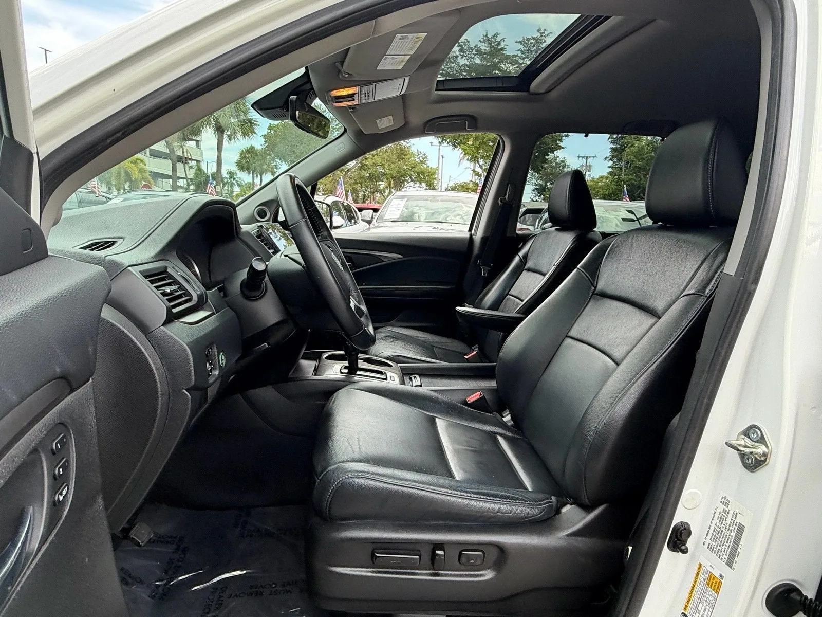 2020 Honda Pilot EX-L photo 9