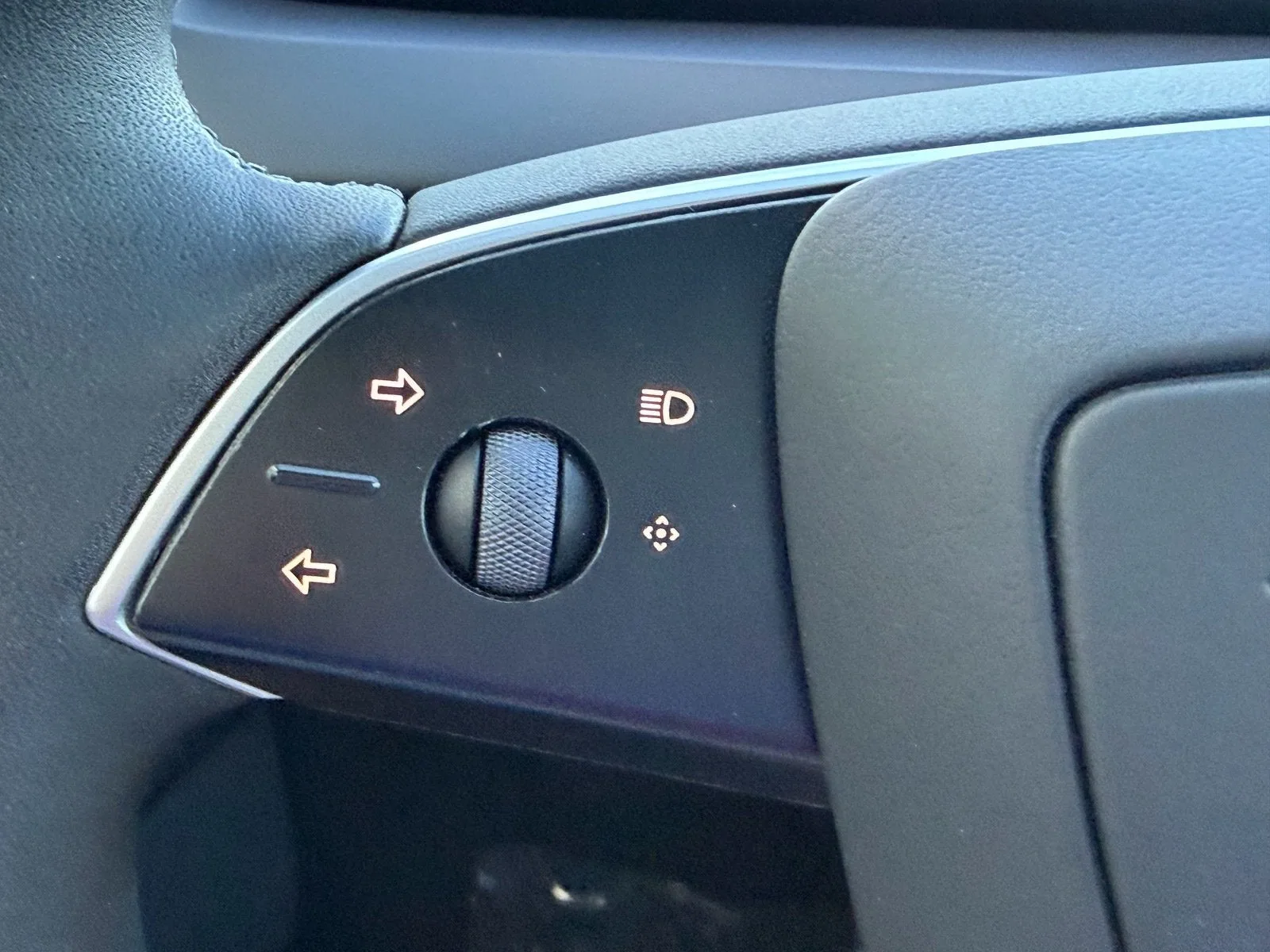2025 Tesla Model 3 Long Range photo 28