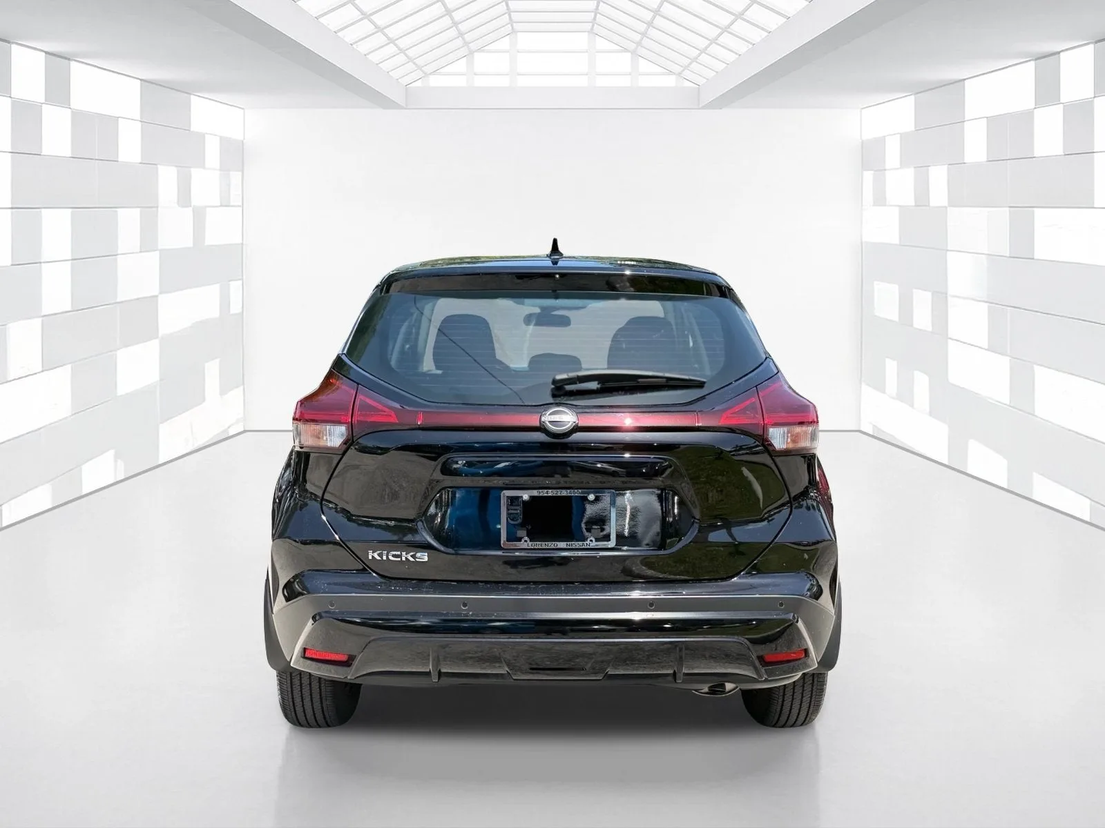 2025 Nissan Kicks Play S photo 6