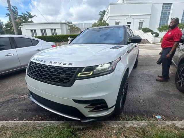2019 Land Rover Range Rover Velar R-Dynamic SE photo 11