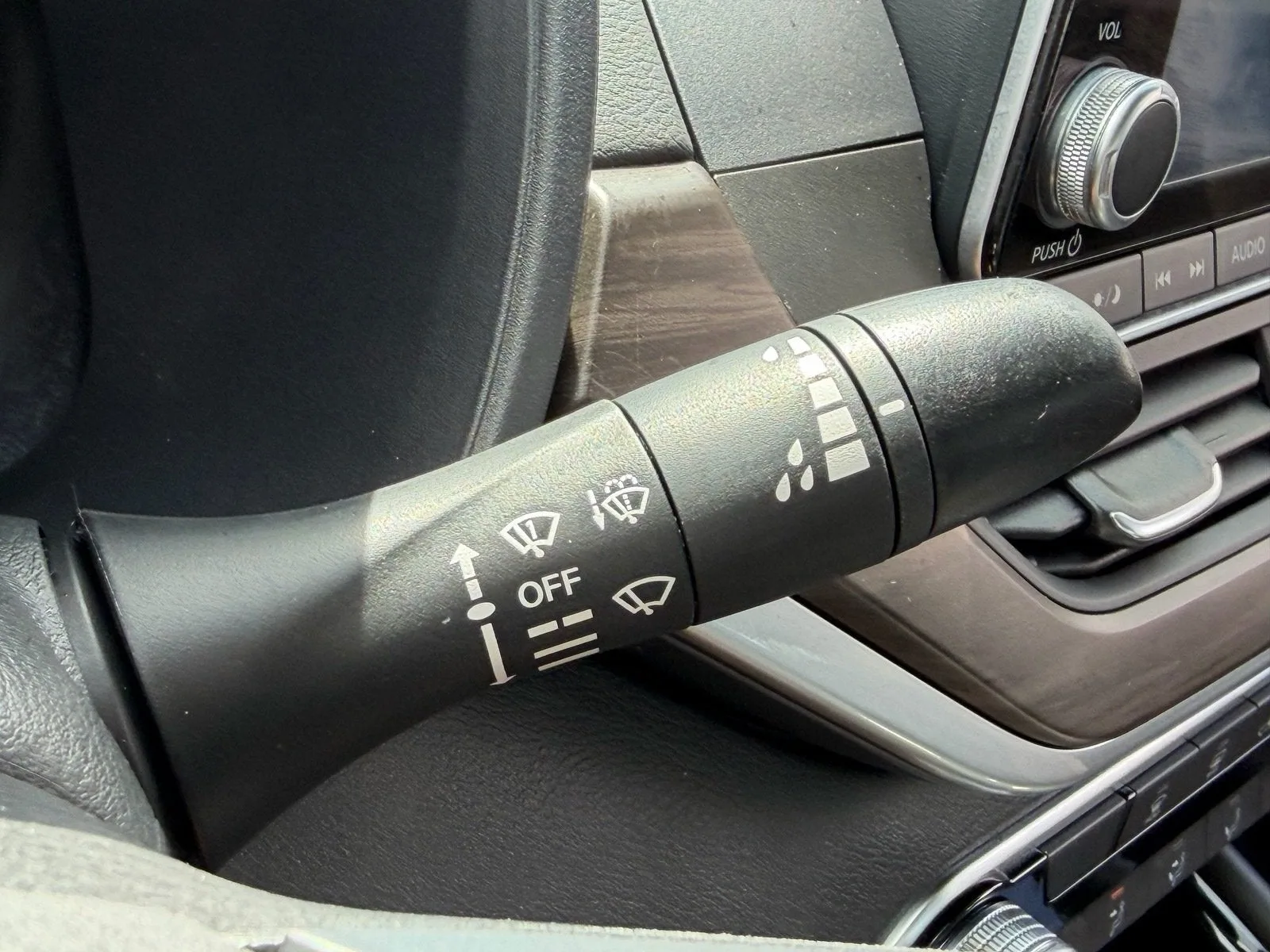 2023 Nissan Altima SV photo 30