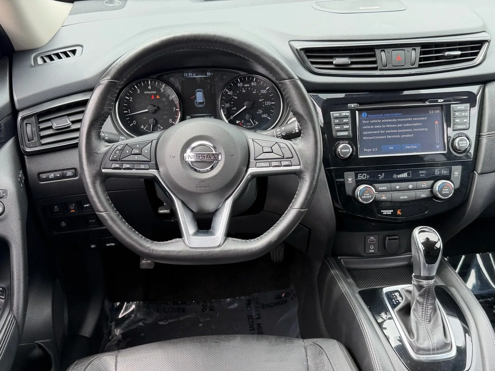 2017 Nissan Rogue SL photo 12