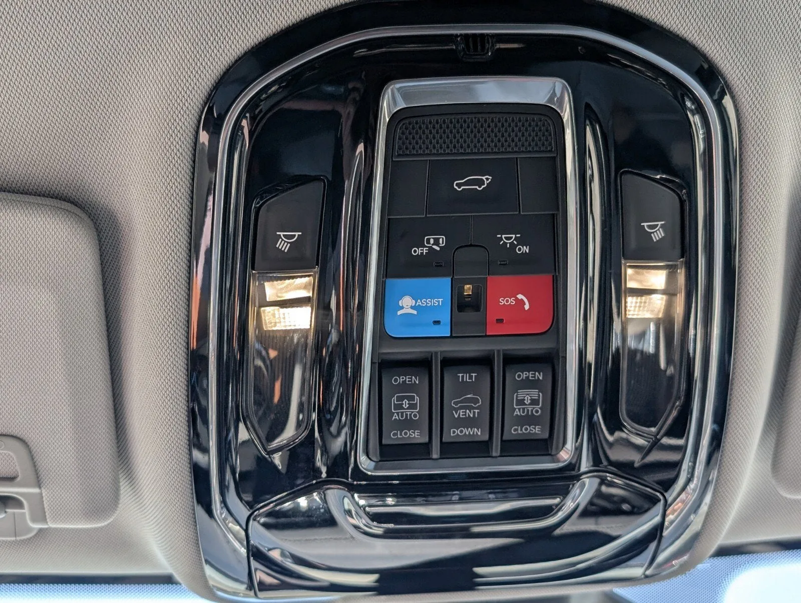 2022 Jeep Grand Cherokee 4xe Overland photo 36